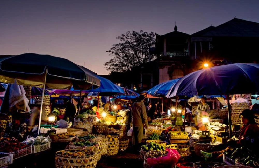 gianyar night market