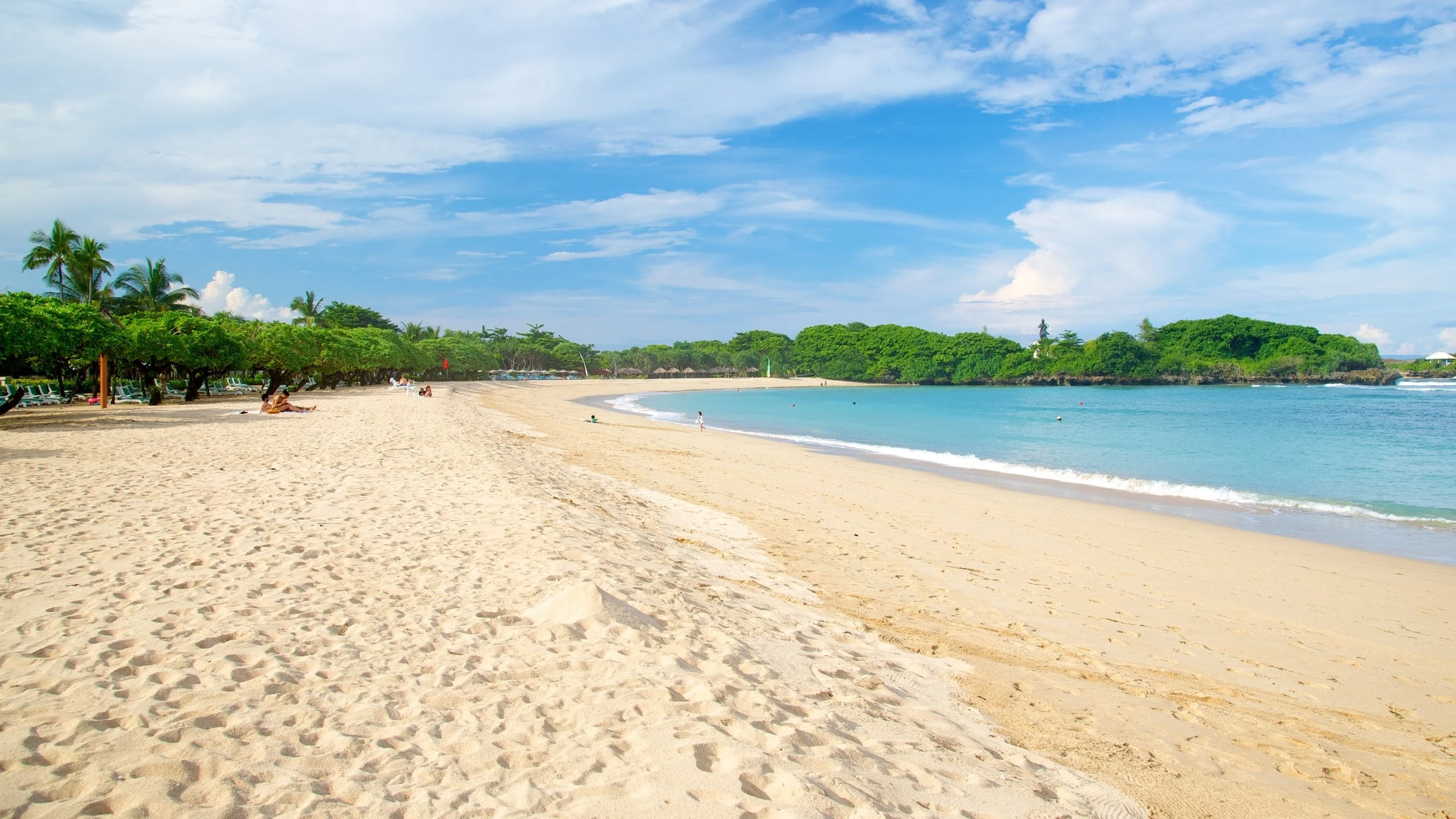 nusa dua beach