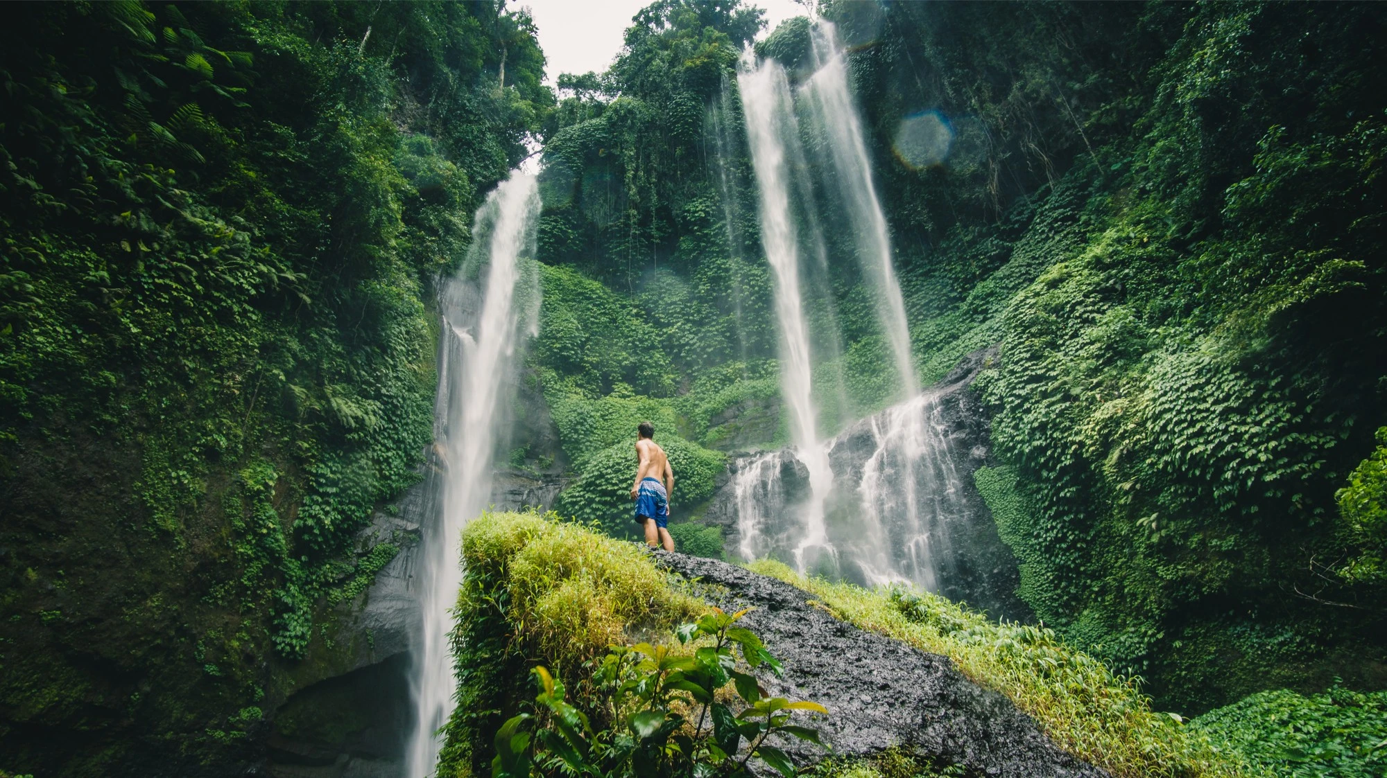 sekumpul waterfall
