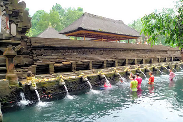 tirta empul temple, bali holy spring water temple