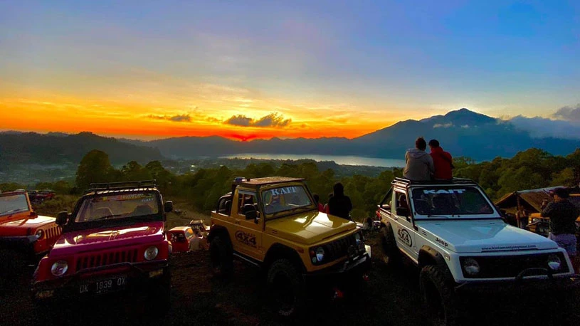 batur caldera jeep tour programs